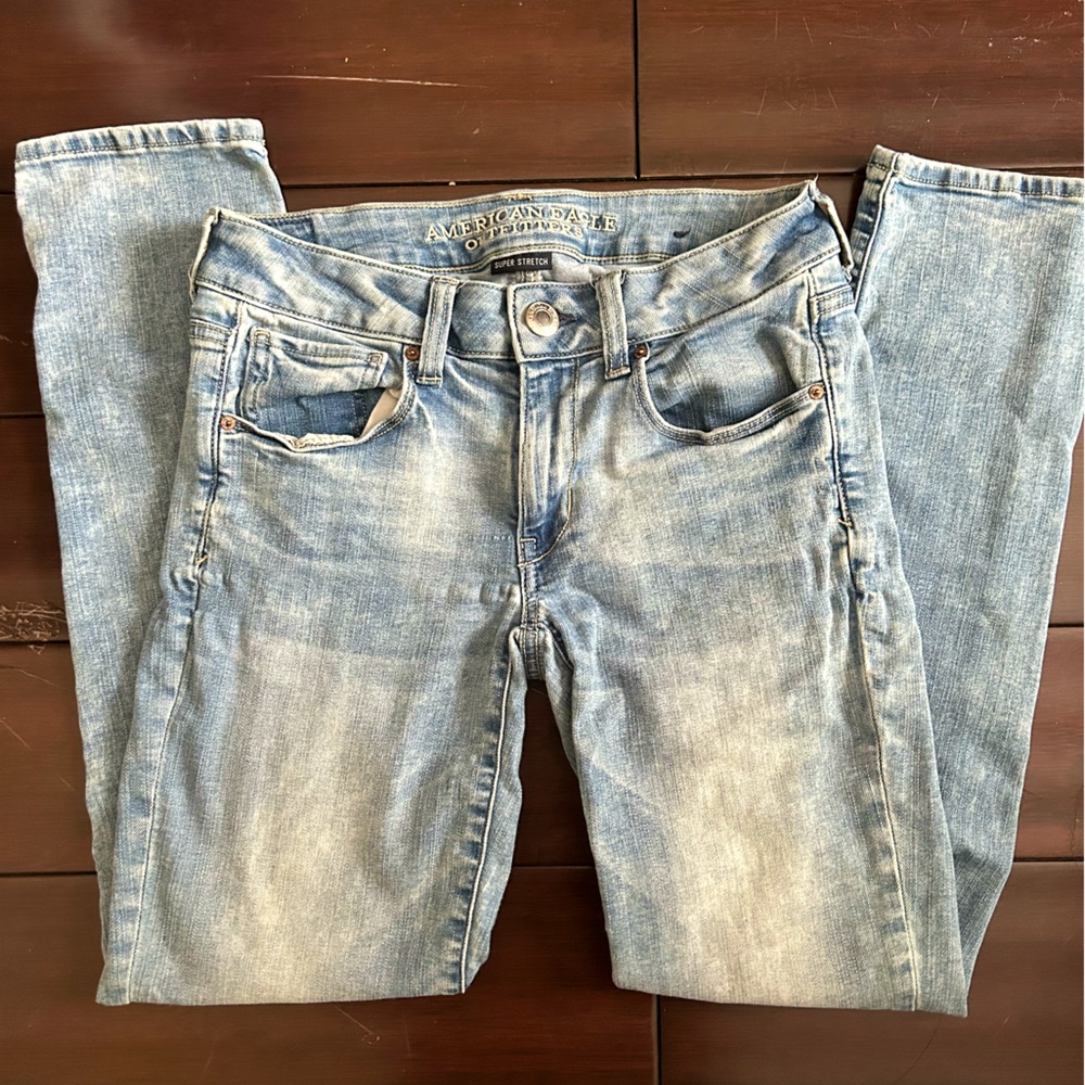 American Eagle Skinny Lightwash Jeans
